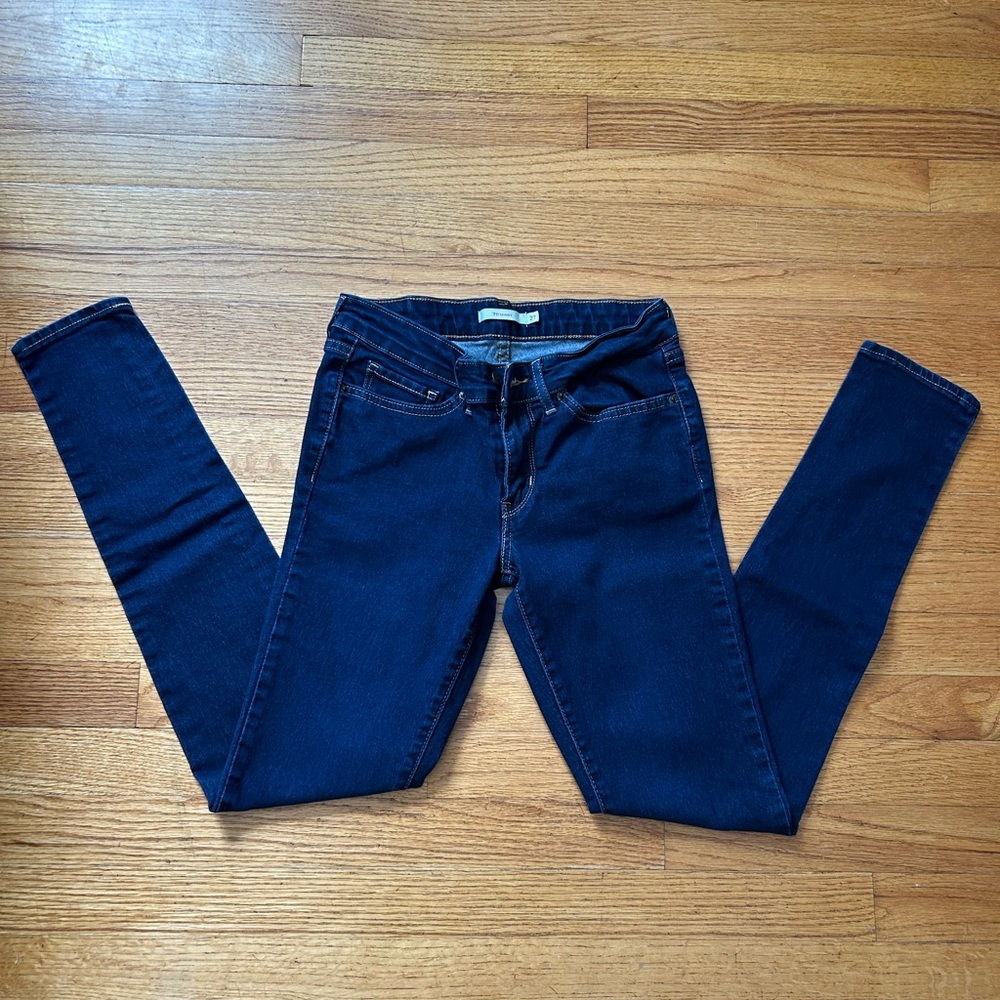 Levi's Women's Dark Wash Skinny Jeans